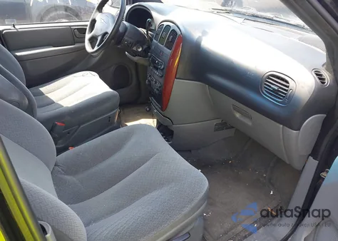 2005 Chrysler Town & Country z USA, uszkodzony, nr VIN 1C4GP45R15B102279